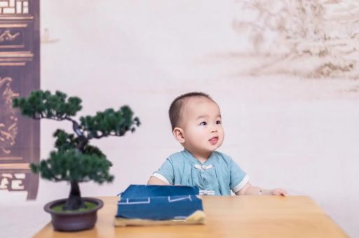 赣州宝宝喊肚子疼怎么回事
